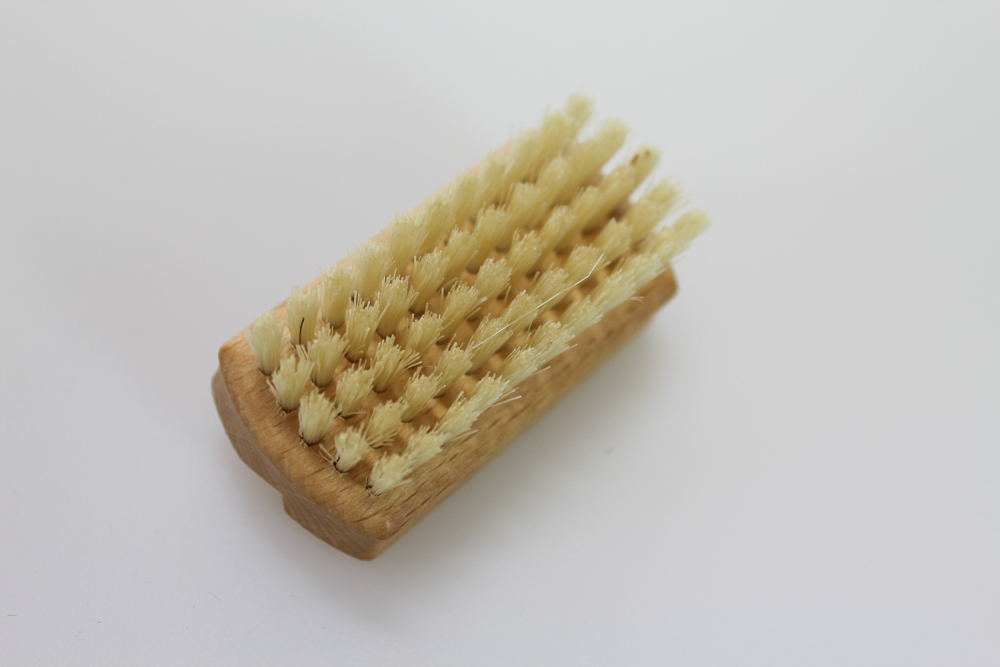 Preview: Reisenagelbürste hell